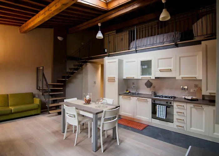 Sweet Home In Santa Croce